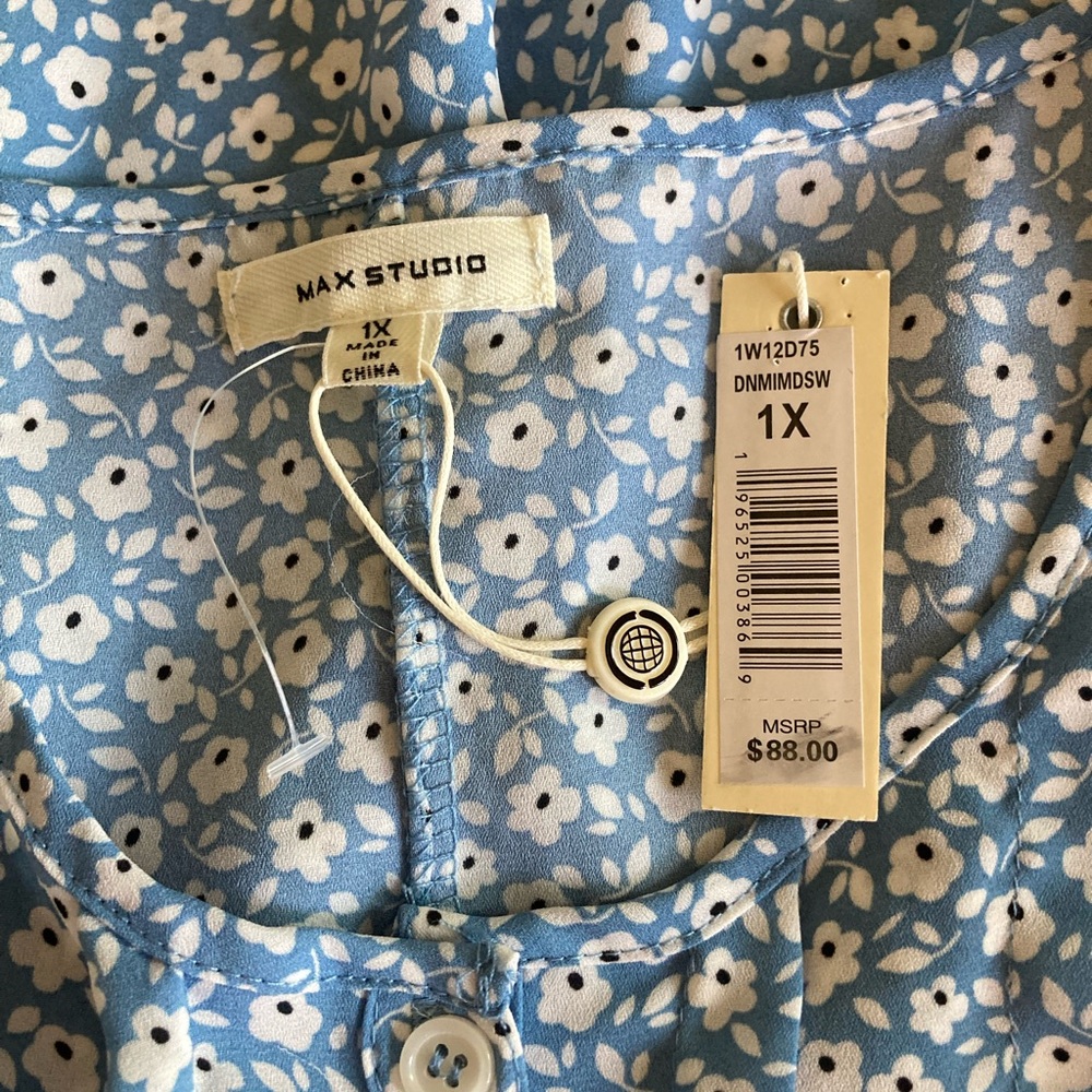 Blue Floral Ruffle Blouse - Picture 6 of 9